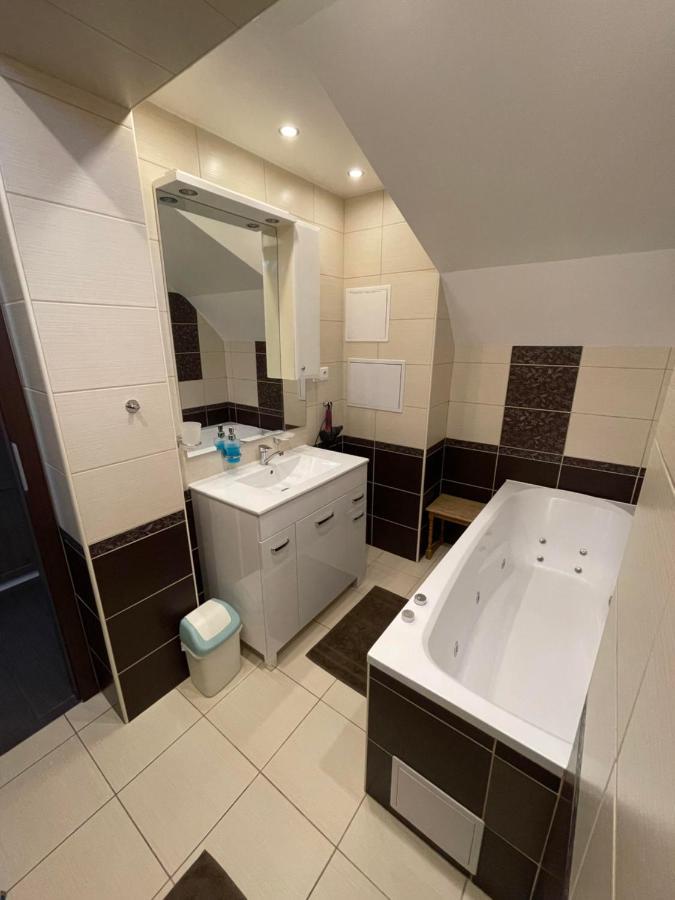 Apartmany Diana Dunajska Streda Exterior photo