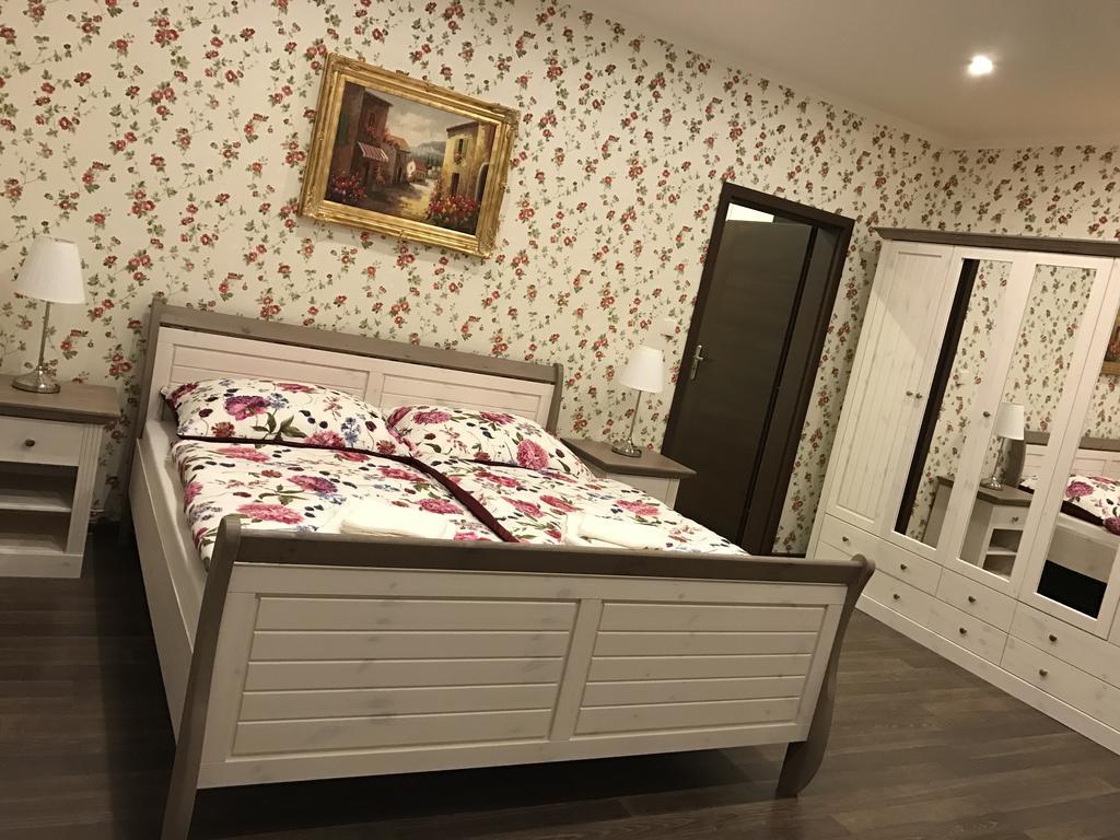 Apartmany Diana Dunajska Streda Exterior photo